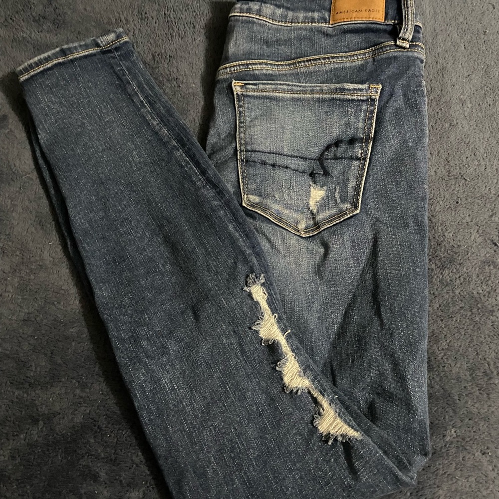 AE medium wash jeans